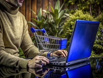 دليلك الشامل لإنشاء متجر إلكتروني قانوني في السعودية