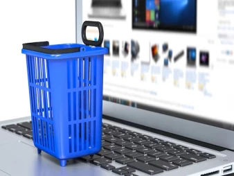 Is it possible to open an online store while you are an employee and how do you manage your time