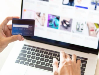 كيف تختار حجم بطاقات المنتجات Grid Cards بناءً على نوع منتجاتك