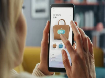 كيف يختار العميل بدون ما يحس إنه اختار