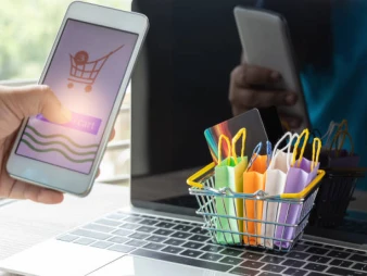 دور ميزة حفظ بيانات الدفع في تسريع قرارات الشراء