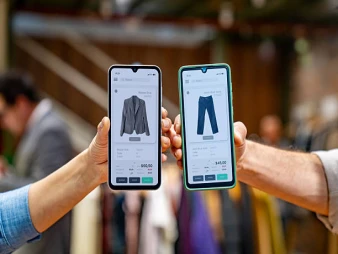 دمج تقنيات الواقع المعزز (AR Core & AR Kit) لعرض المنتجات ثلاثية الأبعاد في منزلك