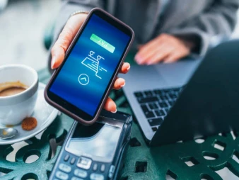 كيف يتوقع التطبيق أن العميل سيقوم بإرجاع المنتج قبل أن يطلبه