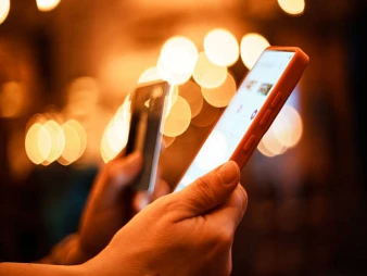 كيف تجعل العميل يرى مكان طلبه على الخريطة لحظة بلحظة