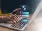 كيف تستخدم البيانات لمنع العميل من طلب "مقاس خاطئ" قبل أن يضغط على زر الشراء